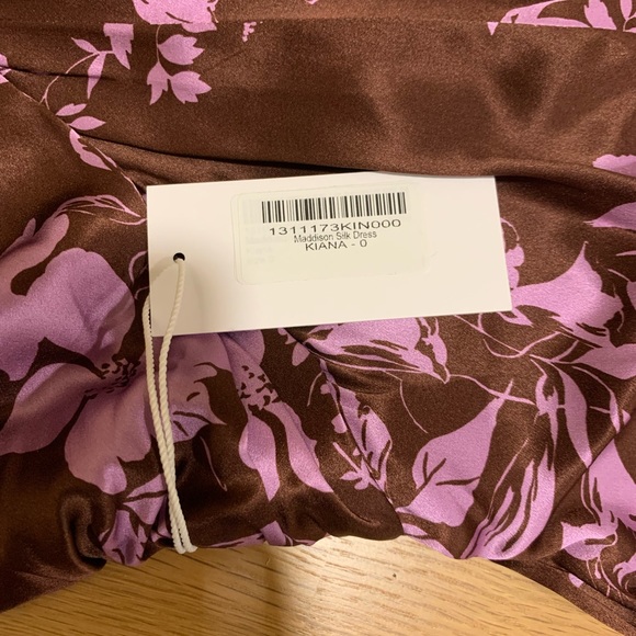 Reformation Maddison Dress - NWT Size 0 - Picture 6 of 7